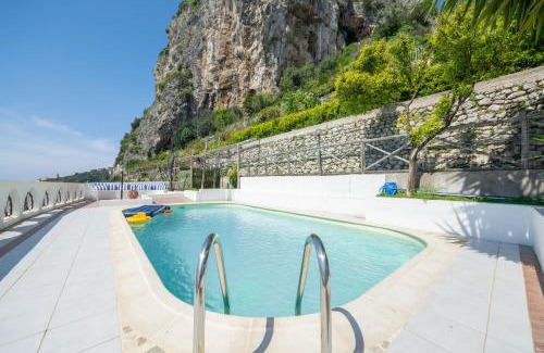 Vettica House | Villa Petra