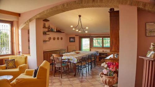 Torre San Patrizio Villa | Villa Regno