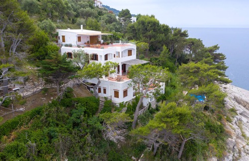 Massa Lubrense Villa | Villa with sea water swimming pool and direct access to the sea