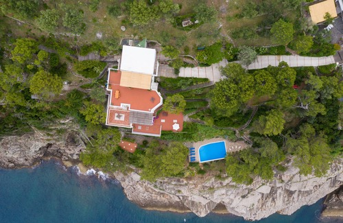 Massa Lubrense Villa | Villa with sea water swimming pool and direct access to the sea