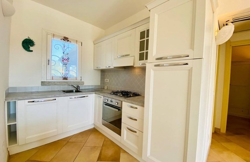 Case Peschiera-Lu Fraili House | Villetta Conchiglia with swimming pool.
