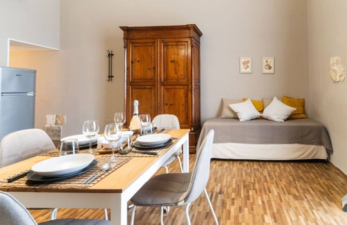 Trani Apartment | Winnili Terrace Apartment