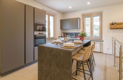 Le Piazze House | Wonderful villa for 4 guests with WIFI, A/C, TV and balcony