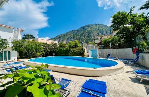 Meta Apartment | YourHome - Villa Sorrento
