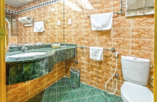 Al Muraqqabat Hotel | Zain International Hotel