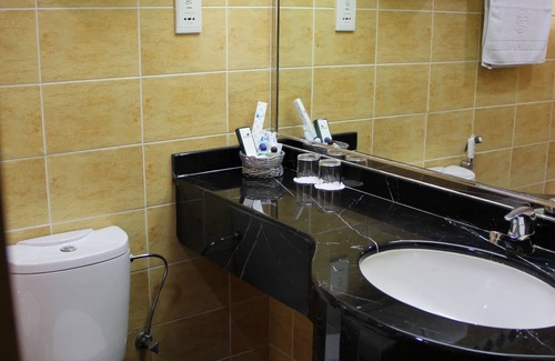 Al Muraqqabat Hotel | Zain International Hotel