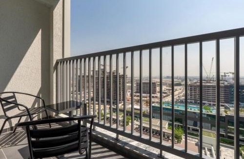 Nad Al Sheba Apartment | 1 Bedroom with Sofa Bed, Gym, Sky Garden, Near Downtown