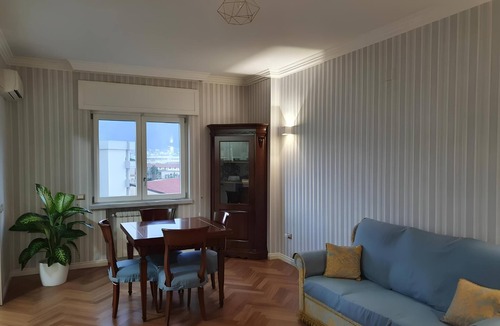 Torre Annunziata Apartment | 1 minute from MAXIMAL POMPEII shopping center, 1 km from the excavations of Pompeii