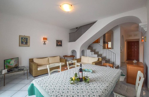 Ischia Porto Apartment | 100 m² Apartment ∙ 2 bedrooms ∙ 5 guests
