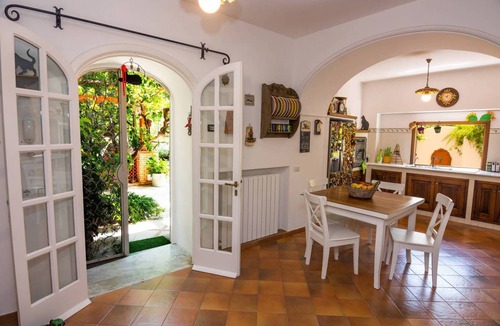 Chiesa Nuova Apartment | 100 m² Apartment ∙ 3 bedrooms ∙ 6 guests