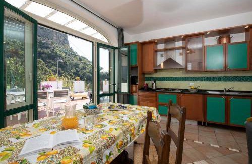 Pontone House | 100 m² House ∙ 2 bedrooms ∙ 6 guests