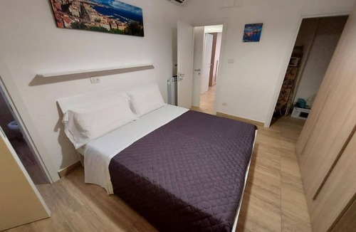 Fuorigrotta Resort | 100 m² Private room ∙ 1 bedroom ∙ 1 guest