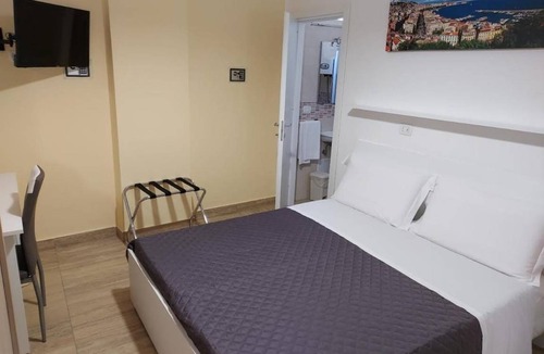 Fuorigrotta Resort | 100 m² Private room ∙ 1 bedroom ∙ 1 guest