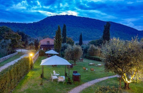 Trequanda Apartment | 100 m² Serviced apartment ∙ 2 bedrooms ∙ 127 guests