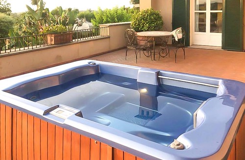 Polistena House | 1000 m² Maisonette ∙ 7 bedrooms ∙ 12 guests