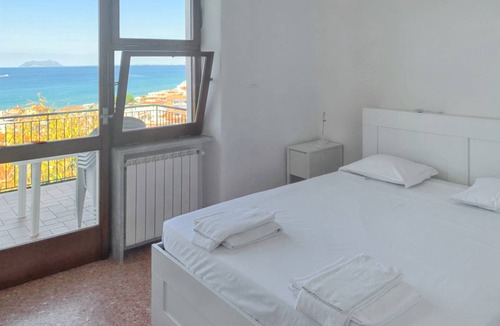 Sperlonga Apartment | 109 m² Apartment ∙ 3 bedrooms ∙ 8 guests