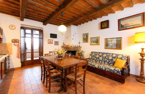Trevinano House | 110 m² House ∙ 1 bedroom ∙ 6 guests