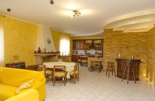 Petacciato House | 120 m² House ∙ 3 bedrooms ∙ 14 guests