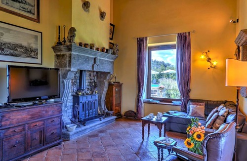 Castel del Piano Villa | 130 m² Villa ∙ 3 bedrooms ∙ 6 guests