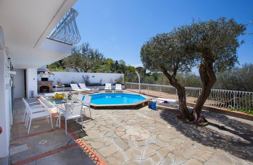Termini Villa | 137 m² Villa ∙ 3 bedrooms ∙ 8 guests