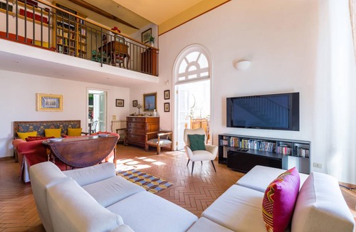Montecalvario Apartment | 140 m² Apartment ∙ 3 bedrooms ∙ 6 guests