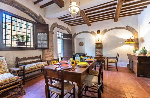 Capannoli House | 150 m² Maisonette ∙ 3 bedrooms ∙ 9 guests