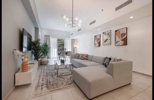 Palm Jumeirah Apartment | 156 m² Apartment ∙ 2 bedrooms ∙ 4 guests