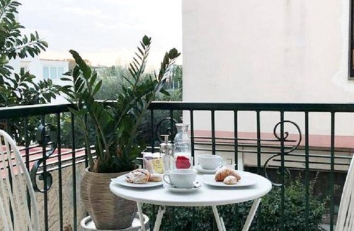 Pompei Bed & Breakfast | 16 m² Bed and breakfast ∙ 2 guests
