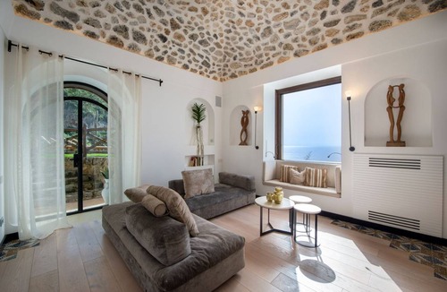 Arienzo Villa | 160 m² Villa ∙ 5 bedrooms ∙ 10 guests