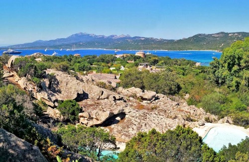 Capriccioli House | 180 m² House ∙ 2 bedrooms ∙ 6 guests