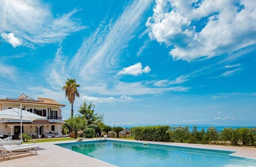 Santa Maria Villa | 180 m² Villa ∙ 5 bedrooms ∙ 12 guests