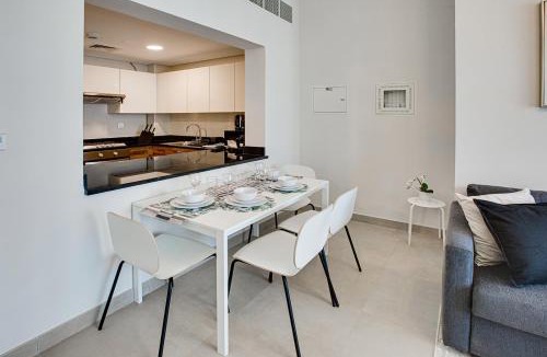 Dubai Marina Apartment | 1BD apt in Sparkle Tower by Swarovsky big capacity