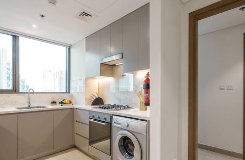 Jadaf Apartment | 1BR Apt Near Downtown with Skyline Views