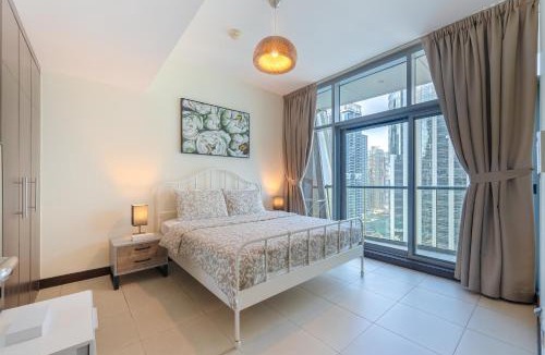Jumeirah Lake Towers Apartment | 1br Apt Near Metro - Jlt Pool Gym Fast Wi-fi