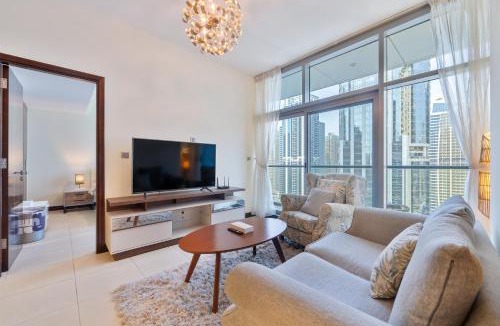 Jumeirah Lake Towers Apartment | 1br Apt Near Metro - Jlt Pool Gym Fast Wi-fi
