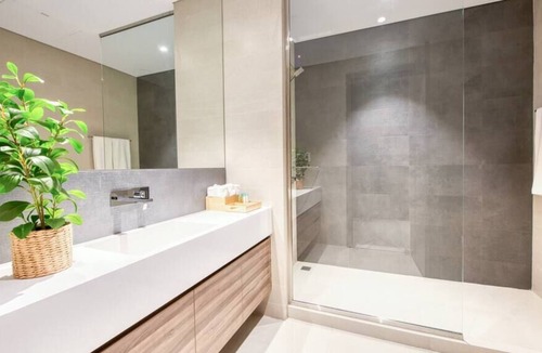 Business Bay Apartment | 1BR Contemporary Business Bay Apartment Close to Dubai Mall