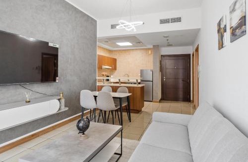 Dubai Apartment | 1BR in Sulafa Tower- Ideal for Short-Term Stay
