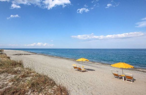 Portigliola Apartment | 2 bedroom accommodation in PORTIGLIOLA