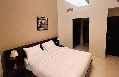 Deira Apartment | 2 Bedroom Apartment Near Airport