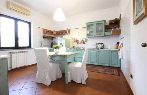 Arco Felice House | 2 bedroom awesome home in Pozzuoli