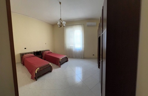 Camposano Bed & Breakfast | 2 Bedroom Bed & breakfast in Camposano