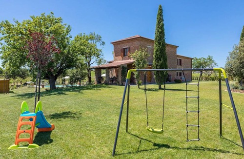 Montepulciano Villa | 200 m² Villa ∙ 5 bedrooms ∙ 10 guests