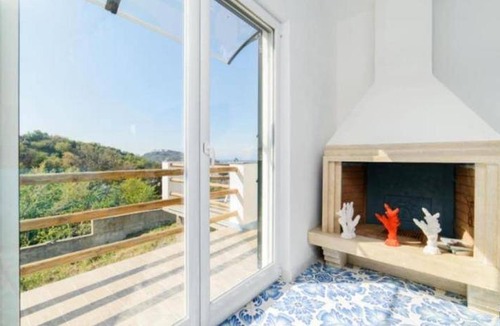 Casamicciola Terme Villa | 200 m² Villa ∙ 2 bedrooms ∙ 6 guests