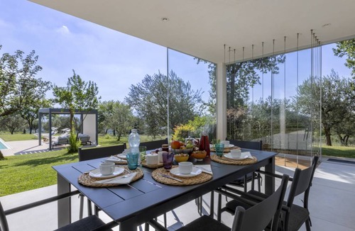 Mirabella Eclano Villa | 200 m² Villa ∙ 3 bedrooms ∙ 6 guests