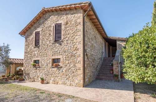 Castel del Piano Villa | 220 m² Villa ∙ 6 bedrooms ∙ 14 guests