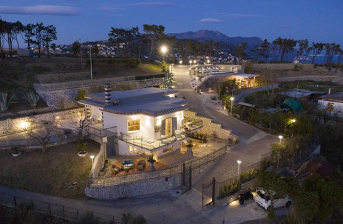 Massa Lubrense Villa | 240 m² Villa ∙ 5 bedrooms ∙ 10 guests