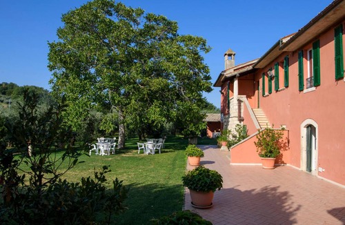 Ascoli Piceno House | 250 m² House ∙ 10 bedrooms ∙ 19 guests