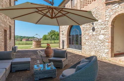 San Giovanni d'Asso Villa | 250 m² Villa ∙ 5 bedrooms ∙ 10 guests