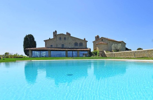 Arezzo Villa | 250 m² Villa ∙ 4 bedrooms ∙ 8 guests