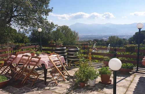 Boscotrecase Villa | 250 m² Villa ∙ 4 bedrooms ∙ 7 guests